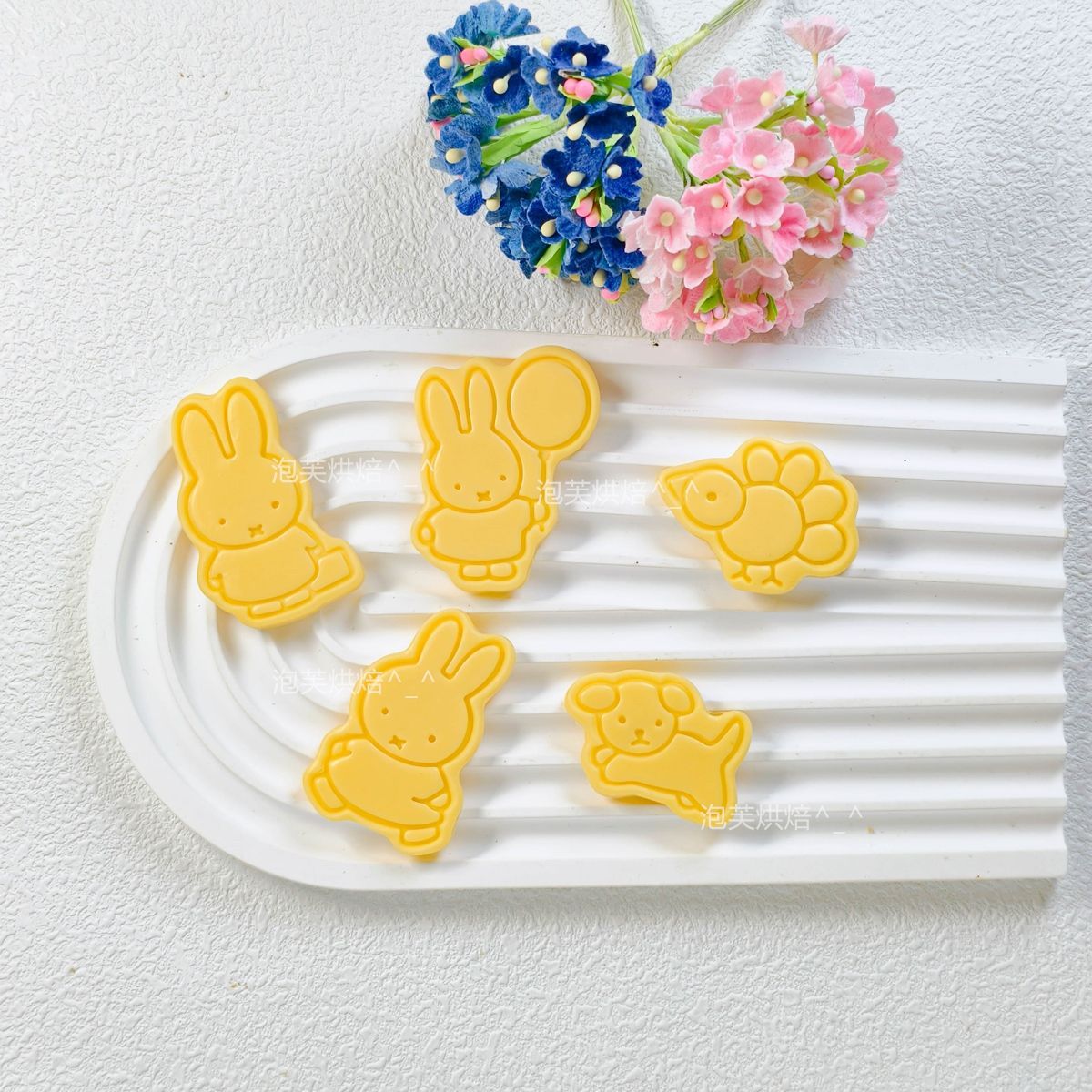 Cute 3D Press Cookie Mold with - Kids Outdoor Mud Kitchen Accessories 评论和价格