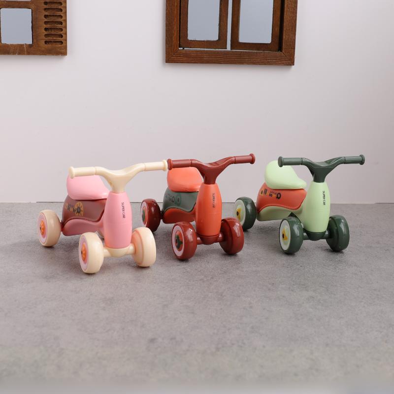 NEW Simulation Mini Cute Kids  - Ride On Toy Car 评论和价格
